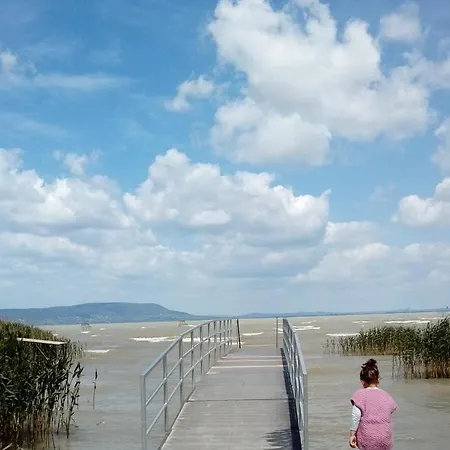 Ferienwohnung Mit Pool Fur Maximal 6 Personen Direkt Am See, A2 דירה