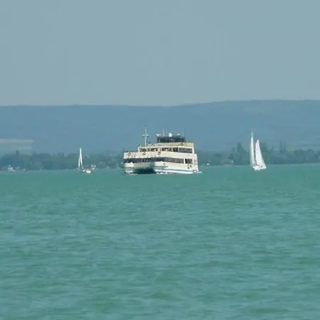 Ferienwohnung Mit Pool Fur Maximal 6 Personen Direkt Am See, A2 Appartamento